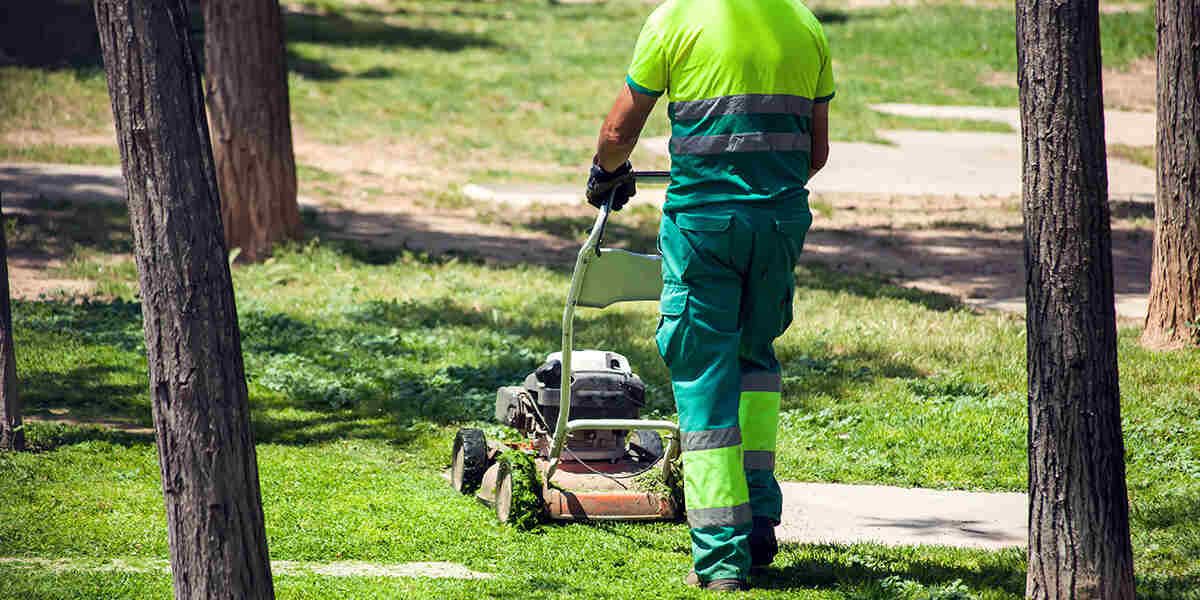 landscaping uniform